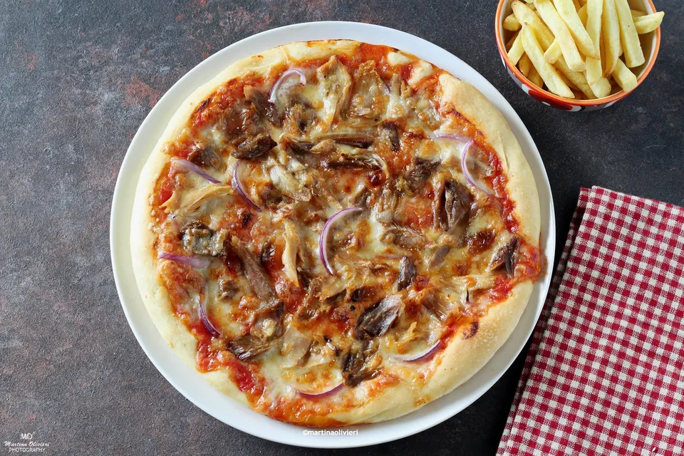 Kebab Pizza pizza style from Stockholm, Sweden